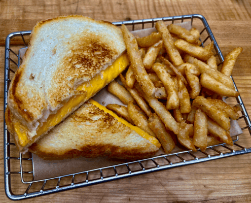 Rubys Pizzeria and grill grilled cheese sandwich