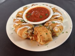 Ruby’s Pizzeria & Grill's Pizza pull bread with house made marinara sauce